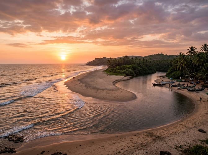Morjim Beach